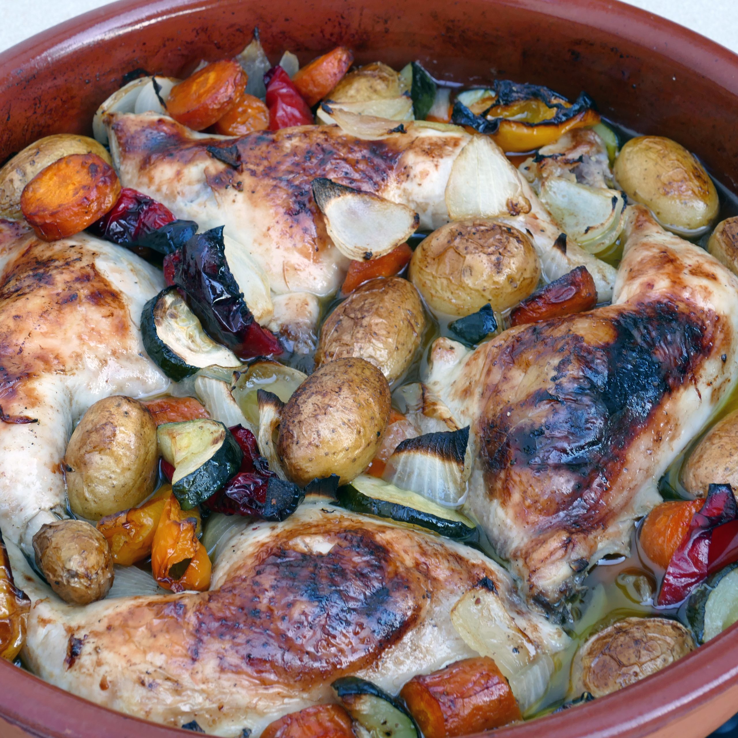 roast chicken with honey-drizzled vegetables