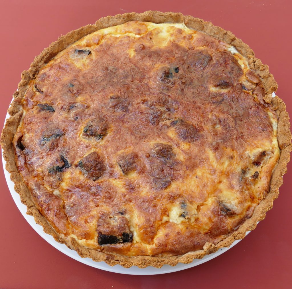 Sausage and Caramelised Red Onion Quiche - Jiminthekitchen.com