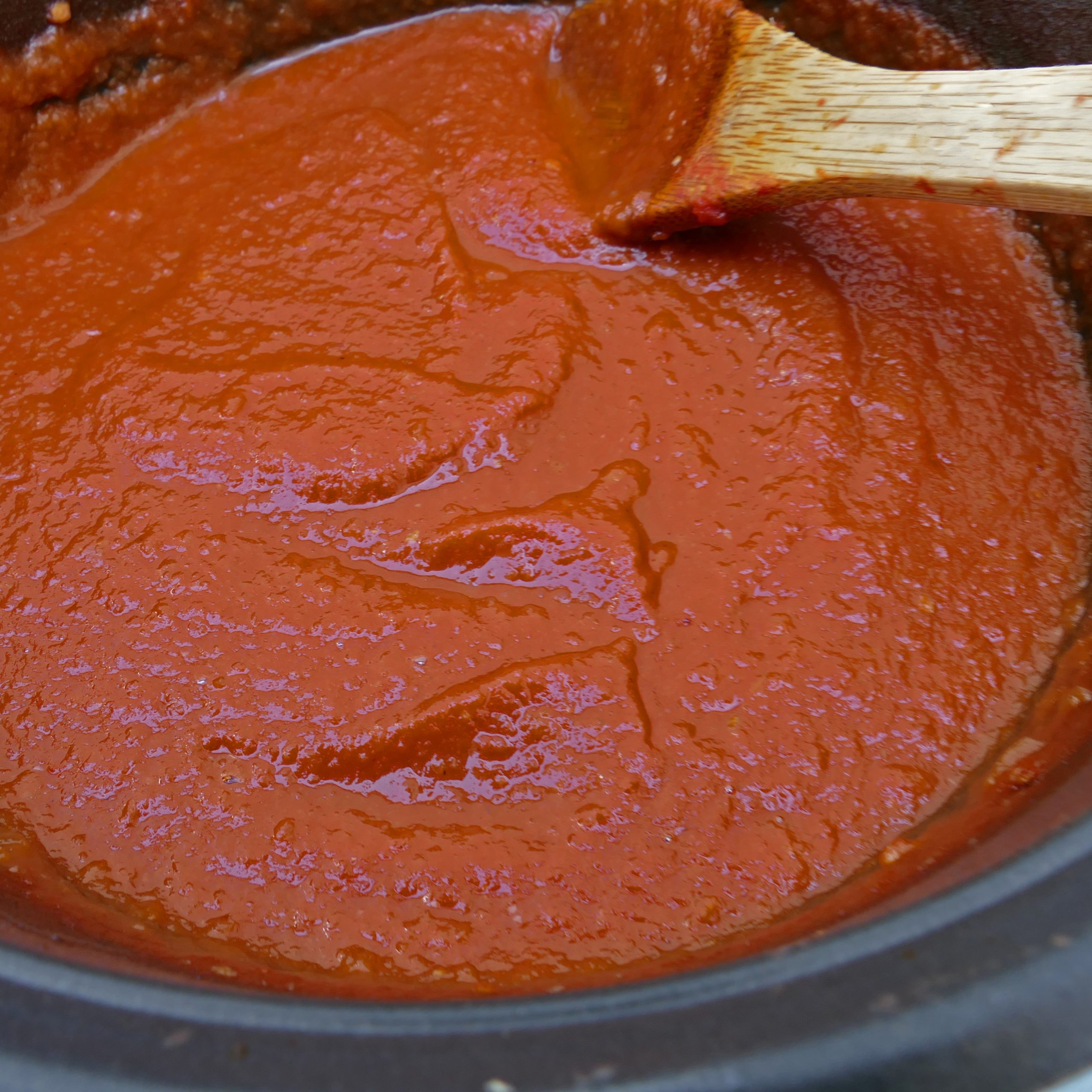 pan of spicy tomato salsa