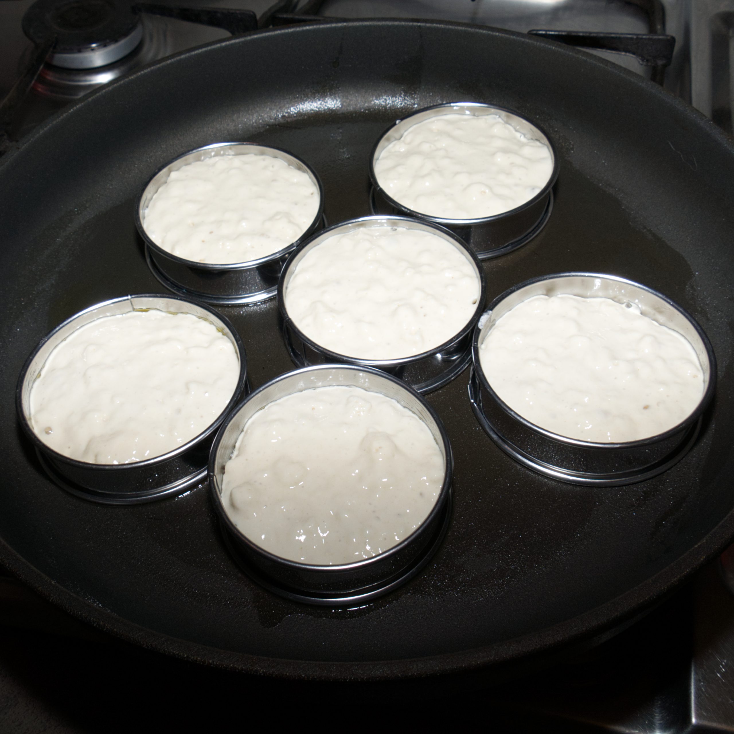 Crumpets Frying